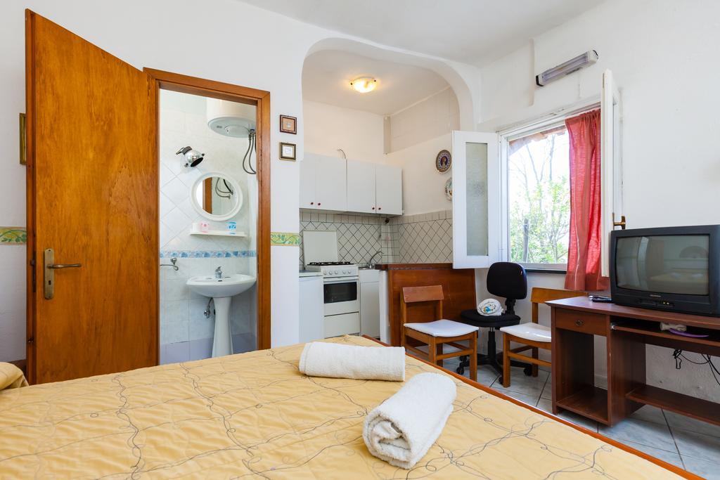 Gasthaus Nitrodi Experience Barano dʼIschia Exterior foto