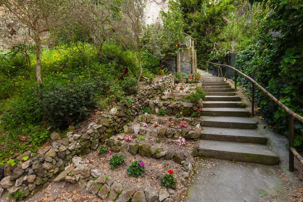 Gasthaus Nitrodi Experience Barano dʼIschia Exterior foto