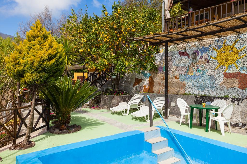 Gasthaus Nitrodi Experience Barano dʼIschia Exterior foto