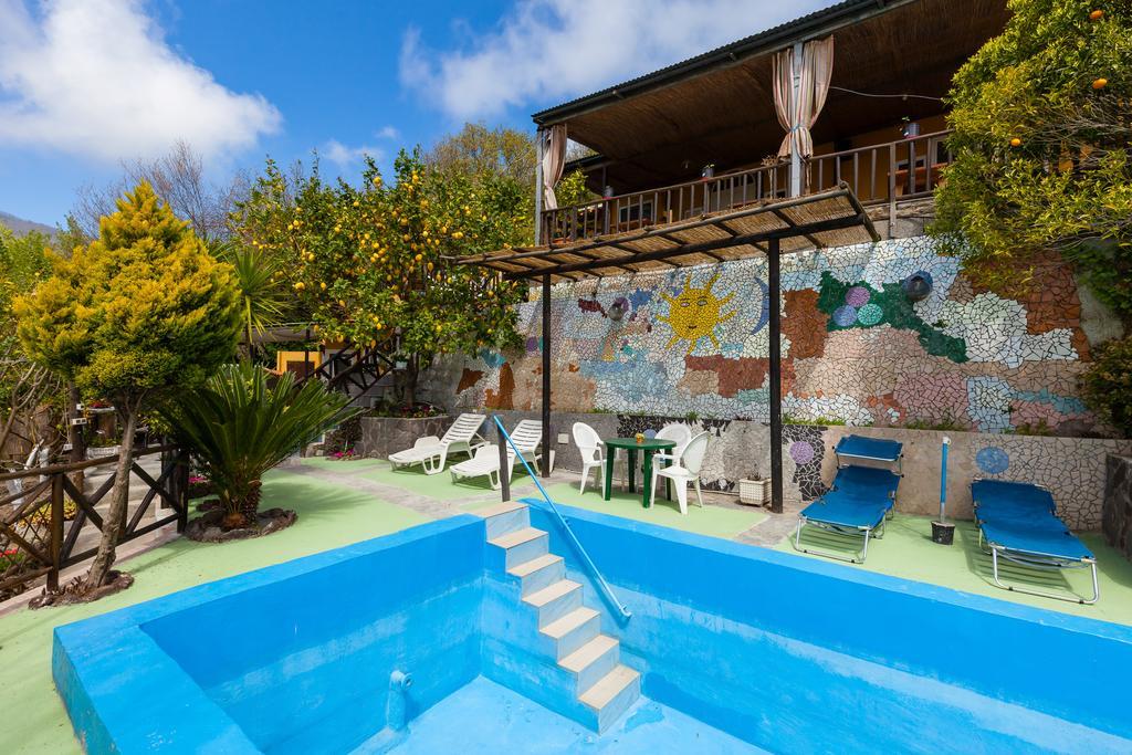 Gasthaus Nitrodi Experience Barano dʼIschia Exterior foto